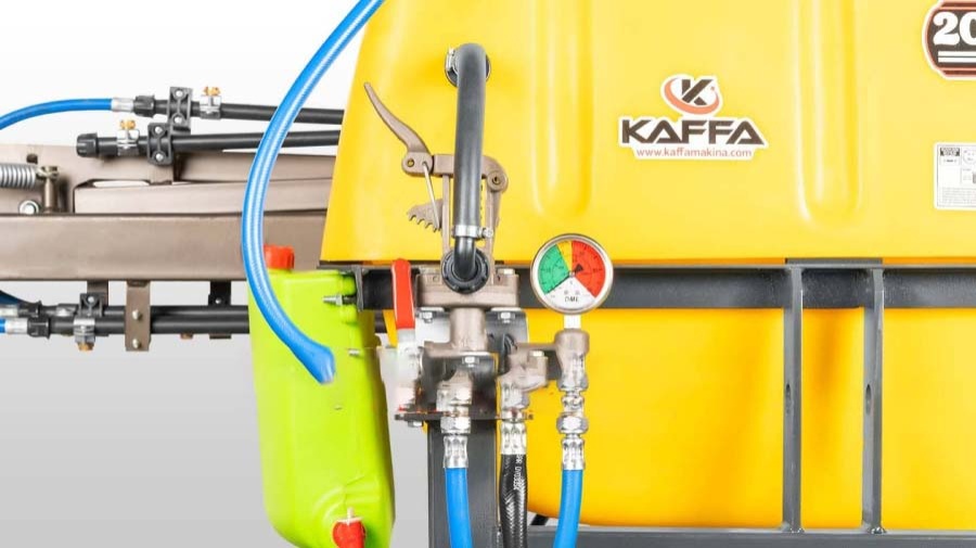 Опрыскиватель полевой навесной Kaffa 200/1 (200 л)